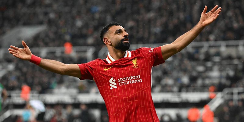 Salah khiến fan hâm mộ lo lắng khi bỏ ngỏ tương lai tại Anfield 2 Salah liên tục tỏa sáng trong màu áo Liverpool